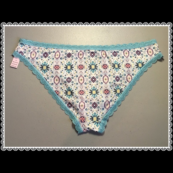 ❤️VS Cheekini Panty ❤️ - Picture 3 of 3